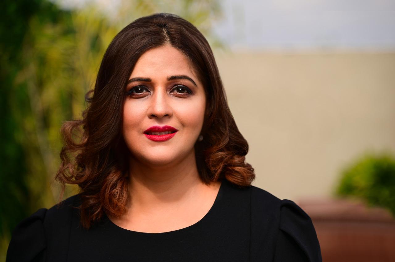 Interview with Richa Agarwal, Ace Beauty and Makeover Expert: The Efficacies of Cold-Pressed Natural Oils for Winter Skincare